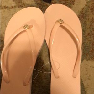 Tory Burch perfect blush flip flops